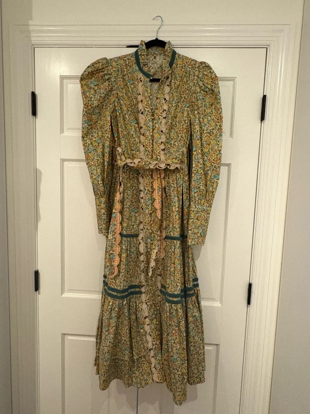 CeliaB Floral Long Sleeve Tiered Maxi Dress in Yellow-Green - Picture 4 of 5